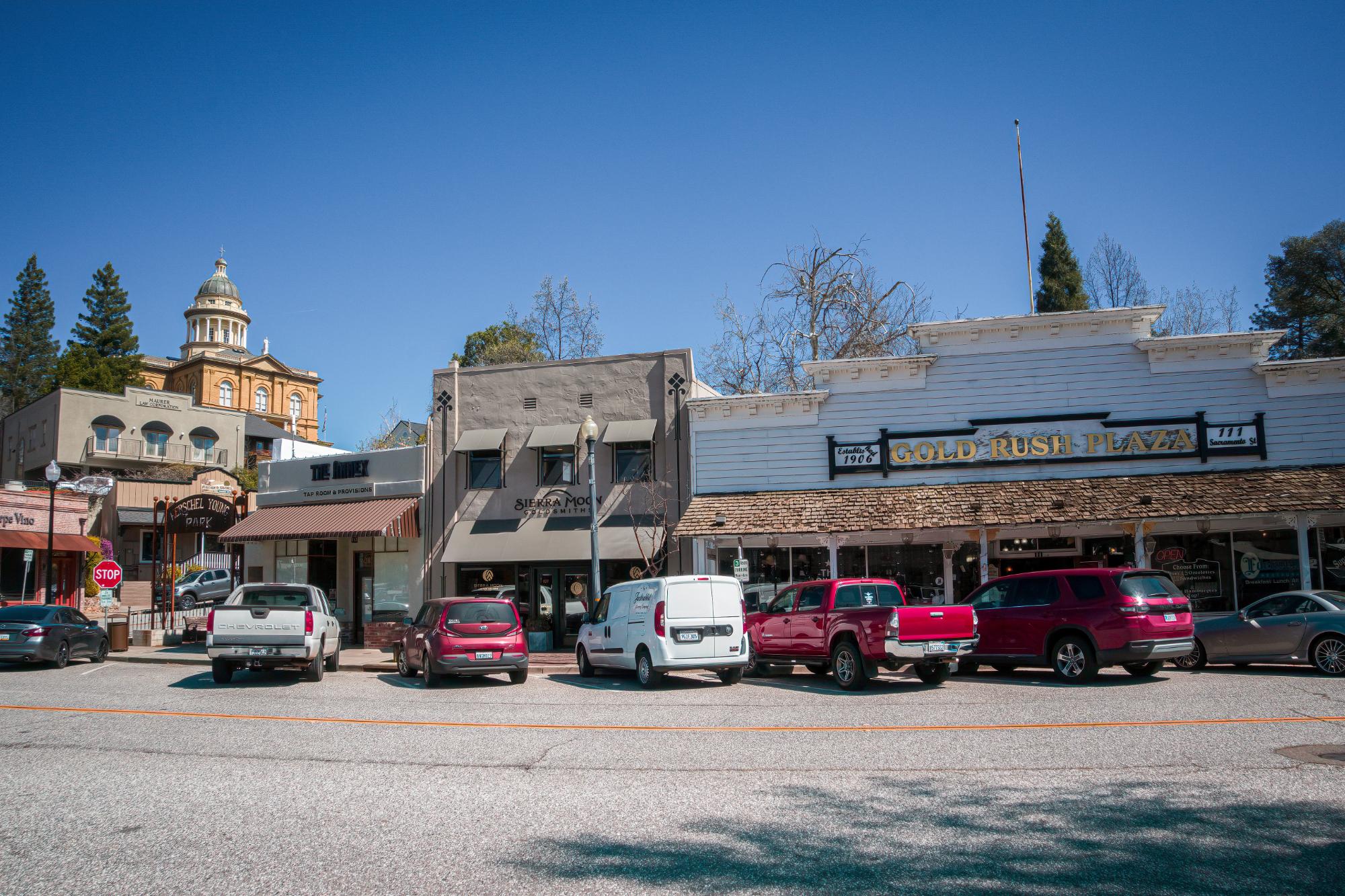 Downtown Auburn, California, with the Placer County Courthouse and Gold Rush Plaza